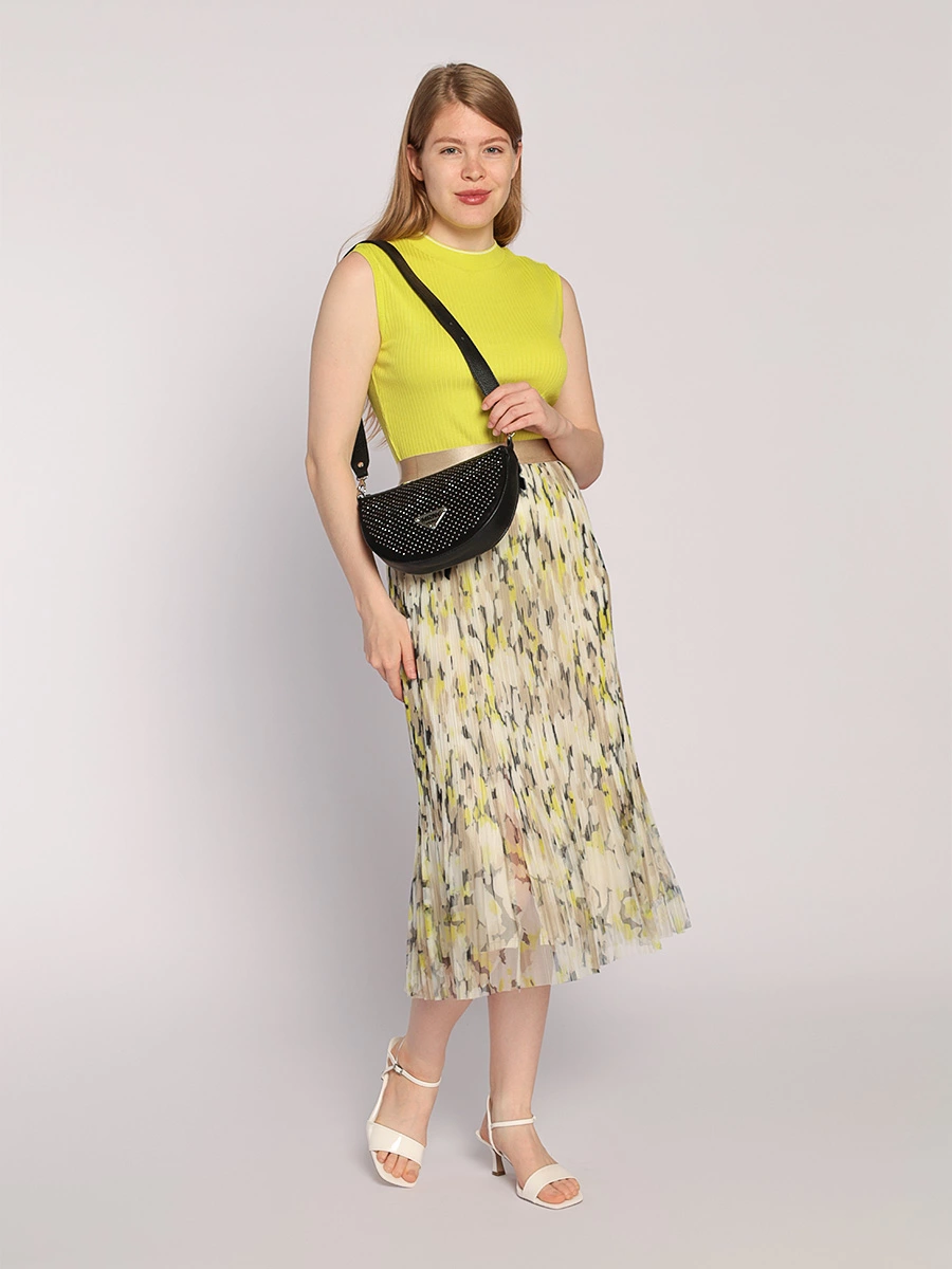 Сумка-сэдл черная с декором стразами